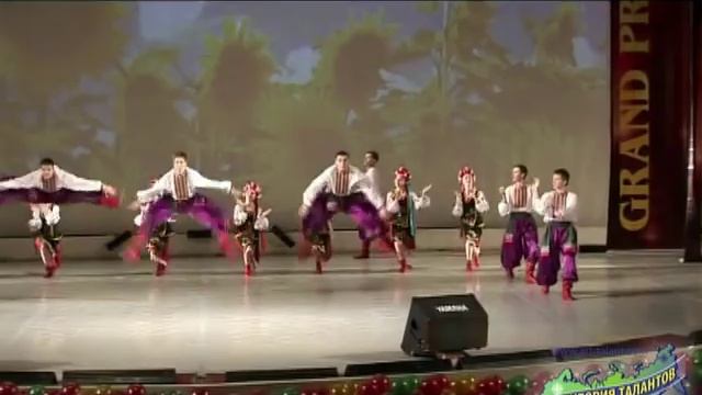 Л 1 Народная хореография Образцовый ансамбль народного танца КАРУСЕЛЬ г Кириши смотреть онлайн