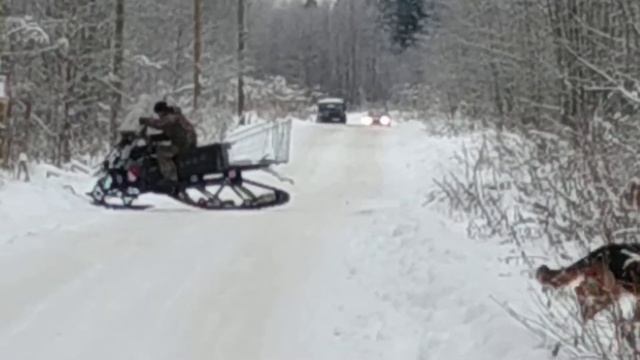 Обкатка по неровному льду. Самодельный снегоход вэрса. смотреть онлайн