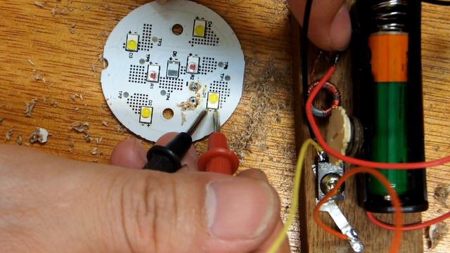 DSCF1647 NYPI LED bulb 7W test LED chips смотреть онлайн