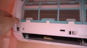 Треск, шум, стук пластика кондиционера. Как исправить своими руками? Полезные советы