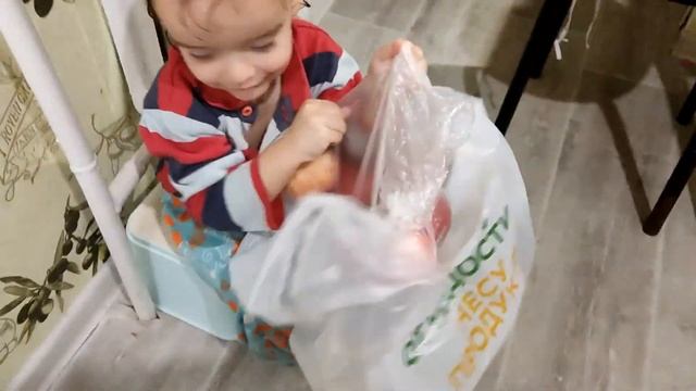 Можно ли играть Едой ? Экстремальная погода сложно ходить смотреть онлайн