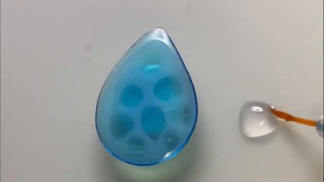 Урок 7 Как сделать море? Урок для начинающих кулон без молда из эпоксидной смолы. DIY handmade resi смотреть онлайн