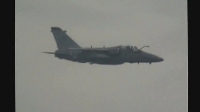 VC10 XV105 IN-FLIGHT REFUELLING SORTE - BRIZE NORTON - 2008. UNIQUE COCKPIT VIDEO смотреть онлайн