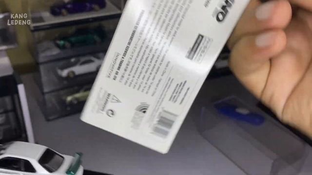 Unboxing INNO64 NISSAN SKYLINE GT-R (R34) NISMO R-TUNE "MINES" GREEN смотреть онлайн
