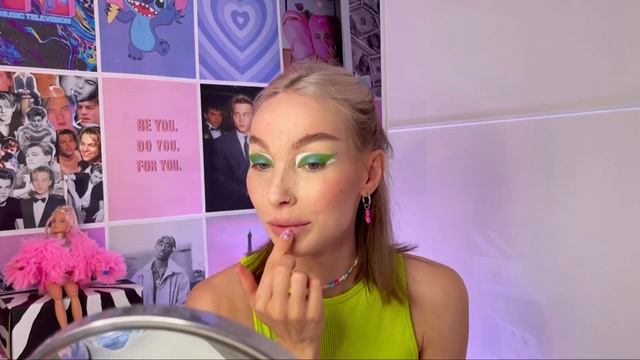 МАКИЯЖ В СТИЛЕ DOJA CAT | КАКОЙ ИЗ ВАМ ПОНРАВИЛСЯ БОЛЬШЕ ВСЕГО? смотреть онлайн