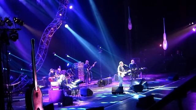 Chris Rea - Julia / Moscow 2017 / смотреть онлайн