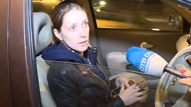 Мигающий светофор – причина столкновения грузовика и малолитражки смотреть онлайн