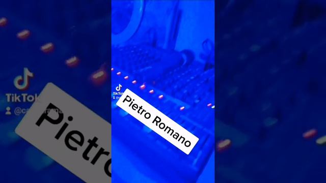 Pietro Romano - Comme Me Manche "Cover Filippo Leone" смотреть онлайн