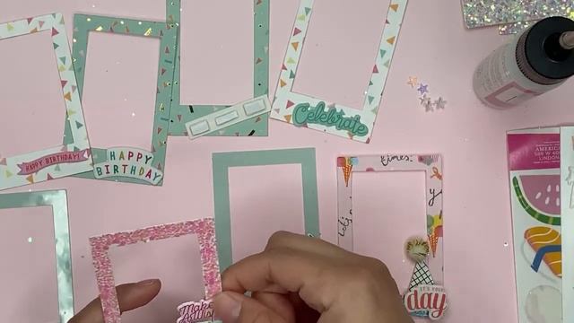 Mini Polaroid Frames смотреть онлайн