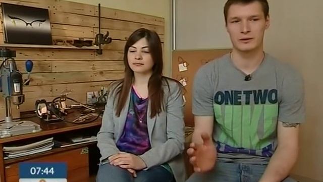Бизнес на очках из дерева смотреть онлайн