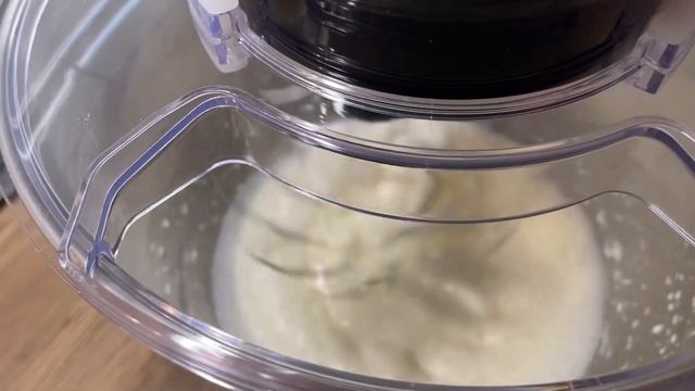 Делаем кремчиз  вместе с планетарным миксером Kitfort Kt-3080?