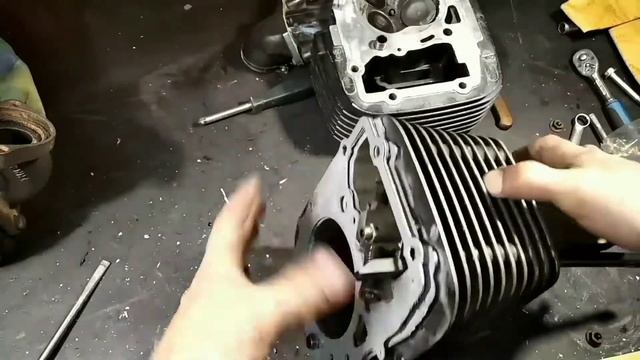 Ремонт двигателя Suzuki Intruder 1500 LC. Часть 9. Комплектация ЦПГ. смотреть онлайн