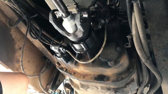 Freightliner Classic Xl. Победили фланцы коробки и моста.