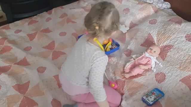 Василиса-доктор для кукол. смотреть онлайн