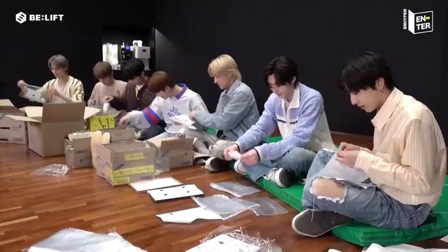 [РУС САБ]Делаем подарки фанатам для ENGENE - ENHYPEN смотреть онлайн