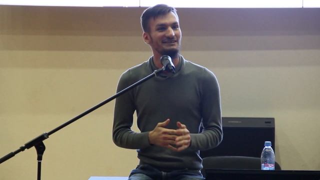 Виктор Васильев "Как стать счастливым, сохранить счастье в будущем и поделиться им с друзьями" смотреть онлайн