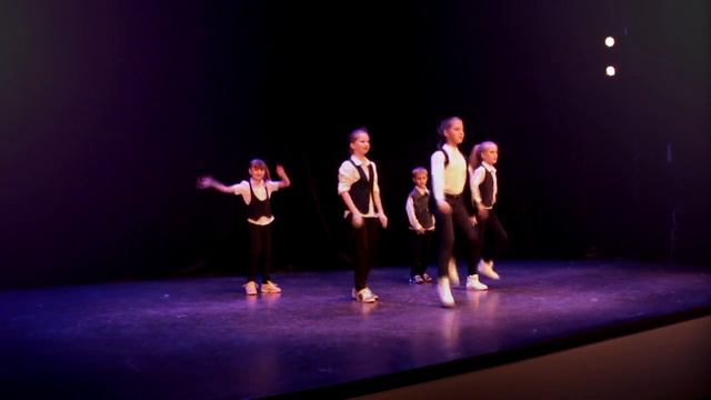 Время истекло.Академия танцевальных искусств смотреть онлайн