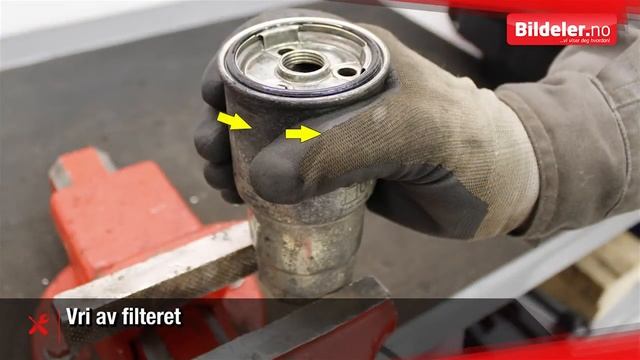 Toyota Yaris Verso: Hvordan bytte dieselfilter - 1999 til 2005 mod. смотреть онлайн