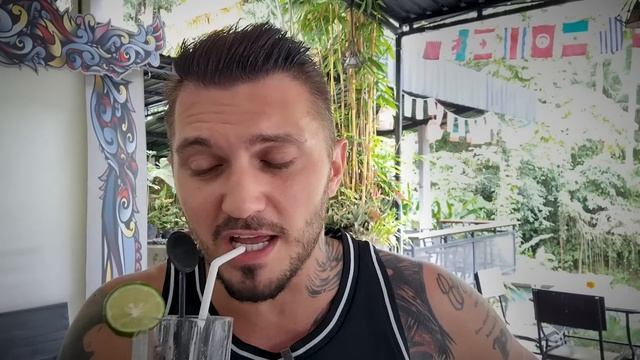 База про женщин. Ты должен понять это как можно скорее... смотреть онлайн