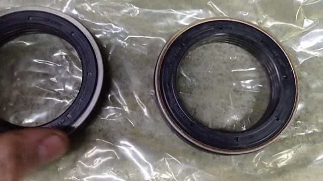 Валдай Cummins 3.8. Замена переднего сальника коленвала, замена помпы. смотреть онлайн