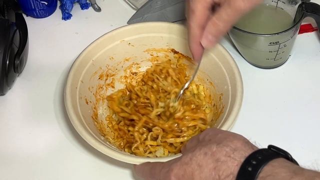 Buldak Carbonara Ramen Review | SamYang Ramen