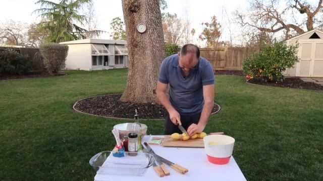 ШАШЛЫК ИЗ БАРАНИНЫ! Простой маринад для вкусного шашлыка. смотреть онлайн