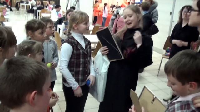 Дети любят Торговый Центр Муравей на проспекте Ленина