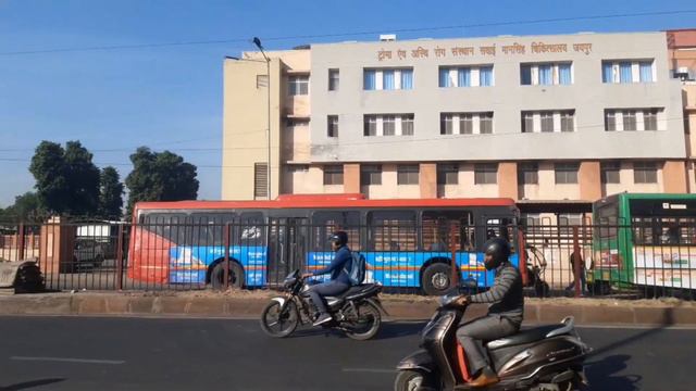 Ye Baccha Ham ko Dek kr kase kr rha h ?😆/ Ham se by by bi kiya #comedy #vlog #like #youtube #tendin смотреть онлайн