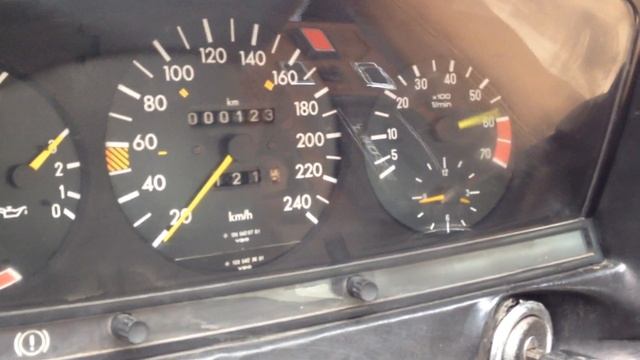 Mercedes W123 ignition malfunction смотреть онлайн
