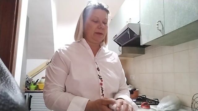 ИТАЛИЯ. ЗАПЛАТИЛА ЗА СВЕТ И ВОДУ. СИЖУ И ПЛАЧУ. смотреть онлайн