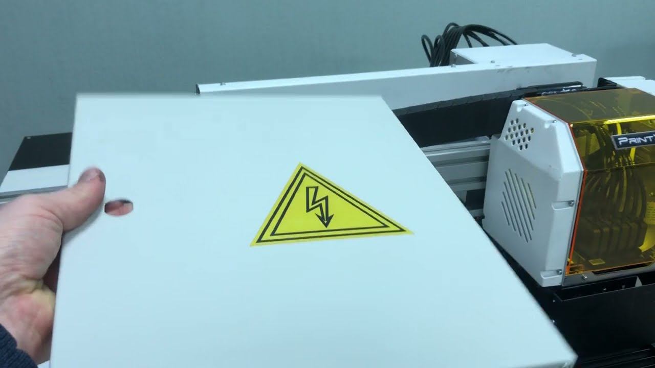 Печать на распределительном электрическом шкафу на УФ принтере смотреть онлайн