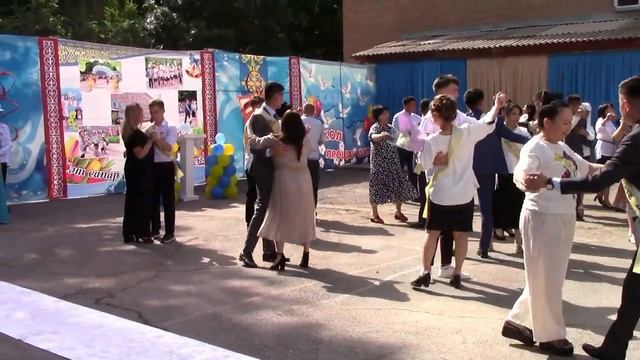 ВЫПУСКНОЙ - 2022г. ОСШ № 29. Шымкент смотреть онлайн