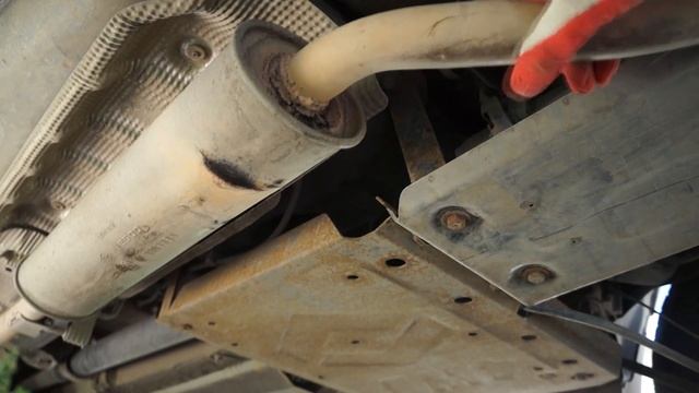 Рено Дастер 2 0 замена резонатора