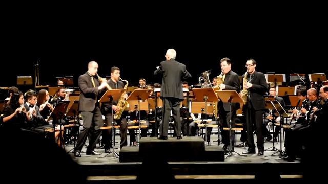 SaxBrasil - Opus Lascivus - Alexandre F. Travassos - 1. Allegro Marcato (excerto) смотреть онлайн