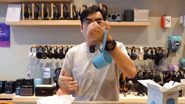UNBOX : แกะกันให้ดูสดๆ!! กับลำโพงพกพาฟังค์ชั่นสุดลุยยยกับ SONY SRS-XB100 смотреть онлайн