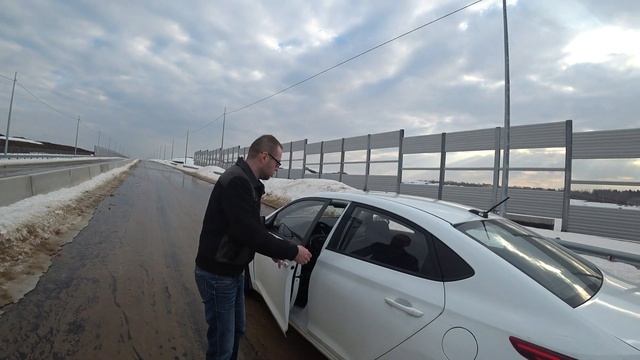 обзор народного автомобиля!хендай солярис 1.4ат NEW смотреть онлайн