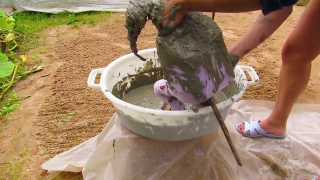Крутая самоделка из старой детской одежды и цемента / Home-made clothes and cement смотреть онлайн