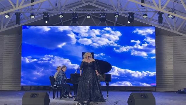 С.В.Рахманинов "Я жду тебя " Елена Аюшеева ( сопрано) Ирина Осипова (ф-но) смотреть онлайн