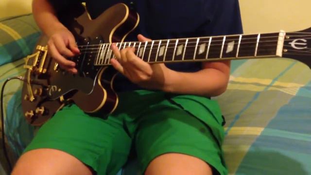 Live Forever - Oasis (Guitar cover) смотреть онлайн