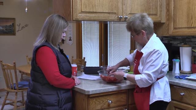 Turkey Rice Creamy Casserole - & Strawberry Whipped Sensation Ep 257 Consolidated Cooking Crave смотреть онлайн