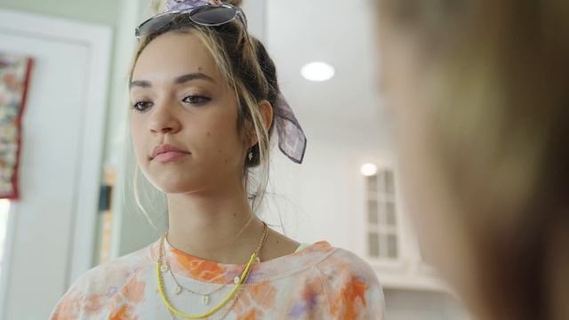 Copycat (Music Video) смотреть онлайн