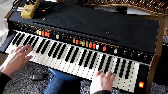 GEM PK-4900 italian synthesizer + TC Alter Ego delay (Binson Echorec preset) смотреть онлайн