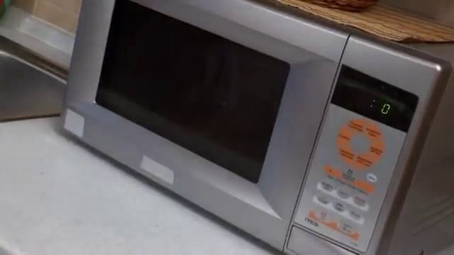 Как почистить лук без слез / как быстро почистить лук