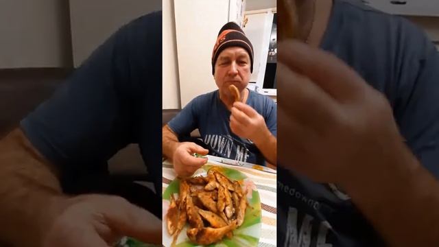 МУКБАНГ. ЕМ БАРАБУЛЬКУ смотреть онлайн