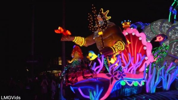 2018 Paint the Night Parade Returns! California Adventure Full Parade: Pixar Fest