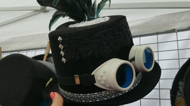 Декор шляп/Шляпы как арт объект /Картины из битого стекла смотреть онлайн