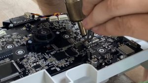 Ремонт робота пылесоса Xiaomi Mi Robot Vacuum Выключается по время работы