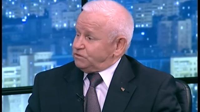 «Знающие люди». Николай Плетнев (16.09.2016) смотреть онлайн