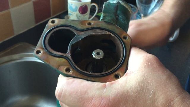 Volvo Penta D4-260 Leaking Seawater Pump