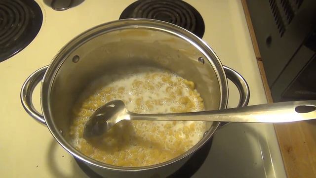 Easy Creamy Mac & Cheese Recipe смотреть онлайн